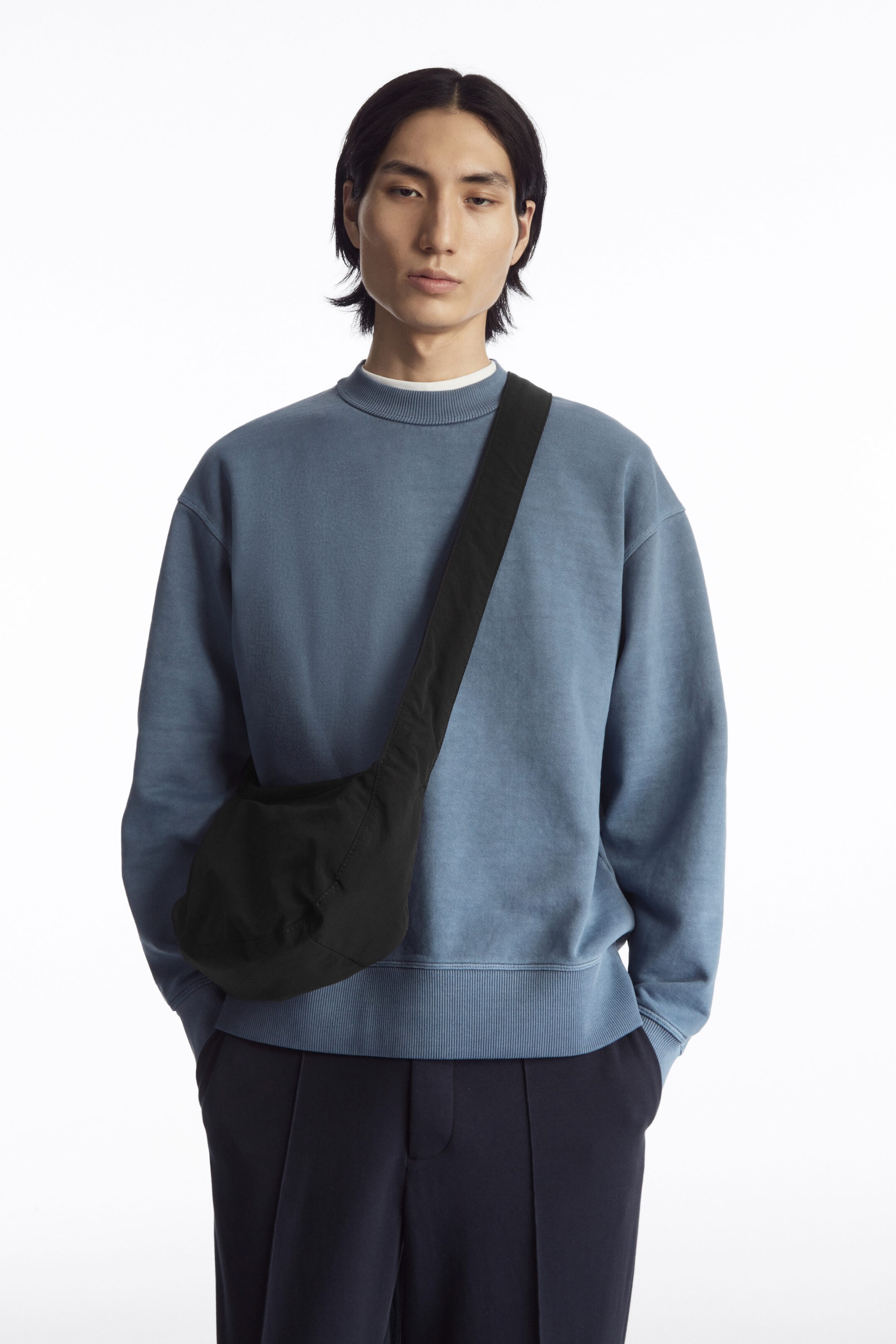 GARMENT-DYED MOCK-NECK SWEATSHIRT