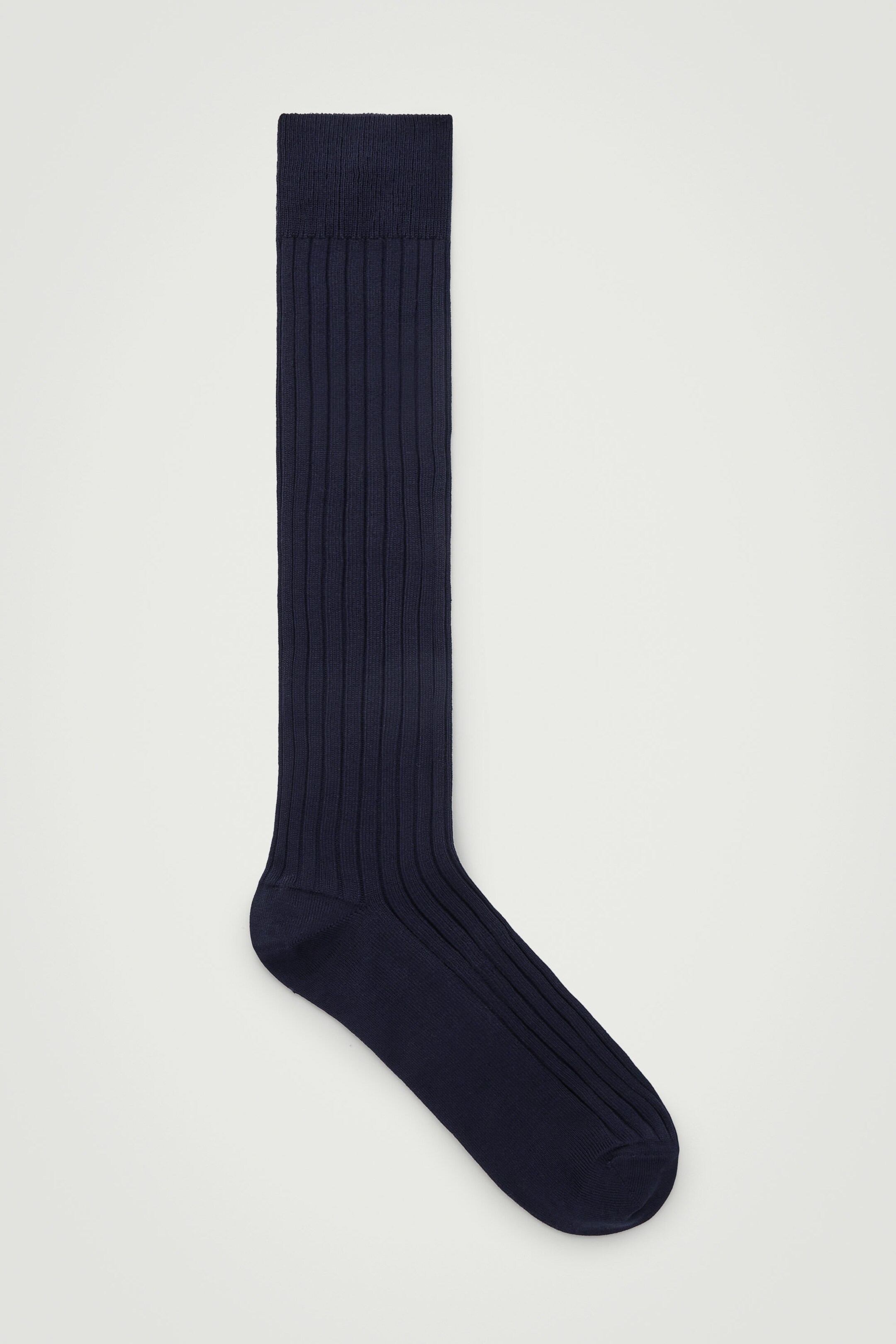 LONG RIBBED SOCKS