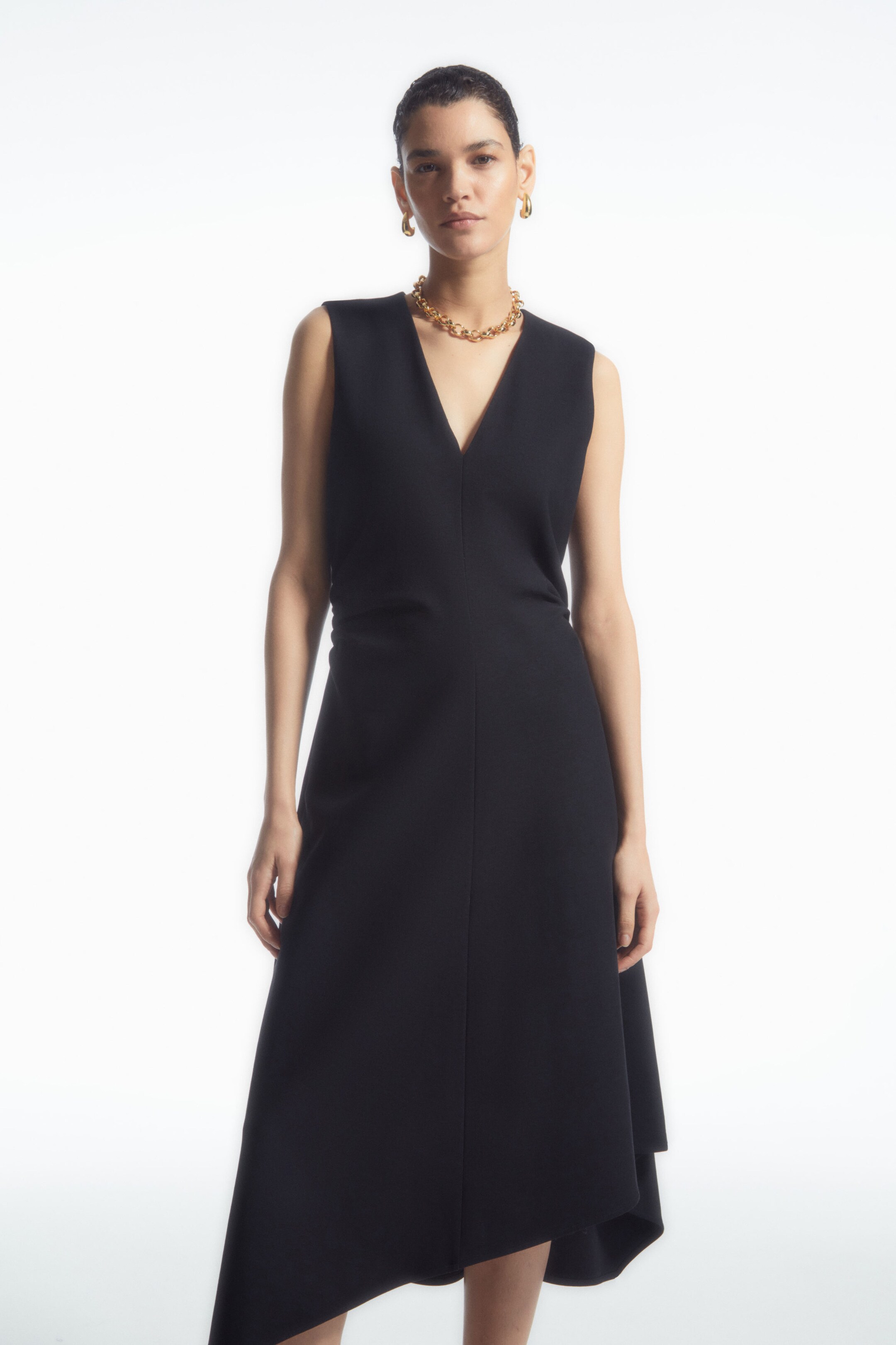 GATHERED ASYMMETRIC MIDI DRESS BLACK