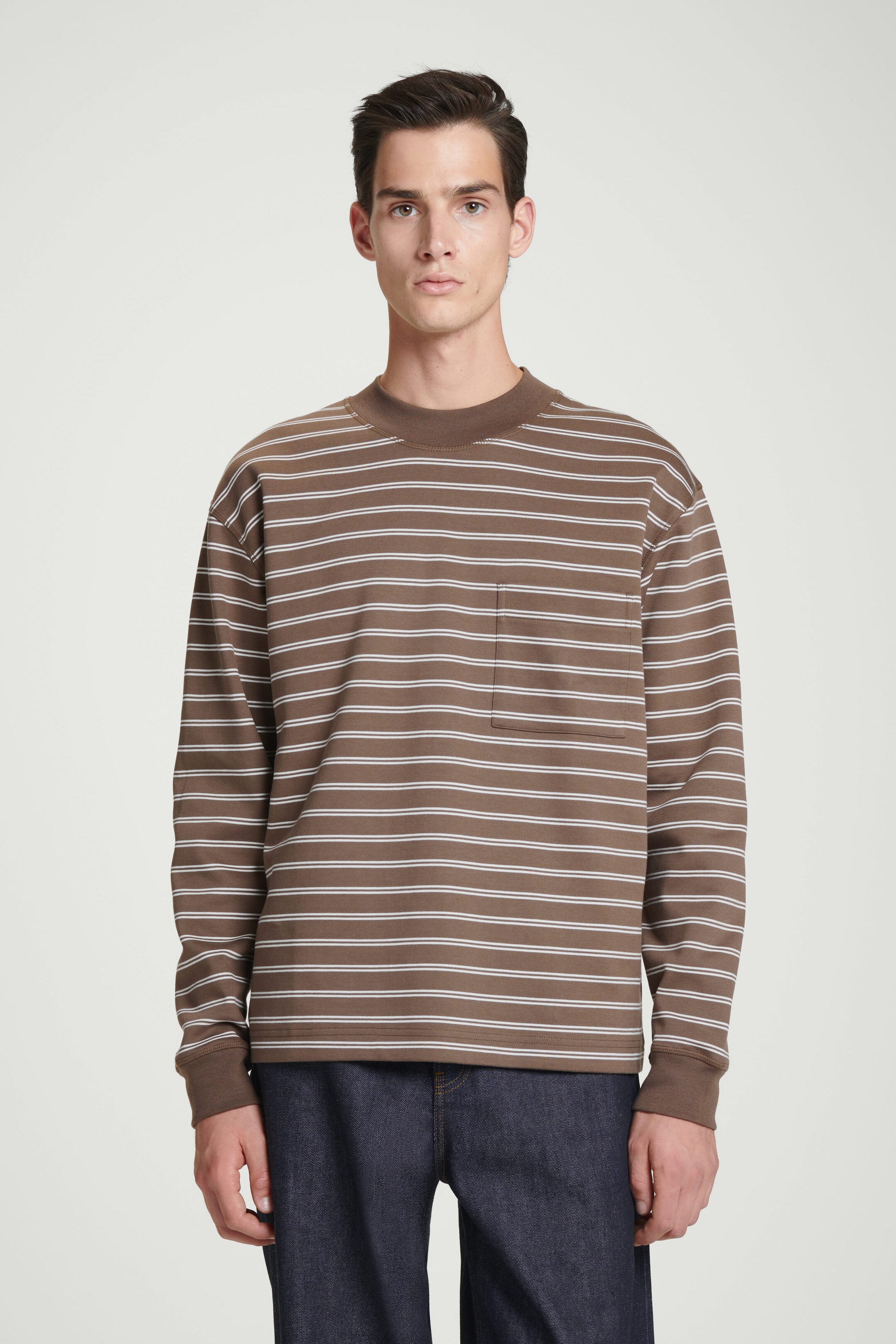 RELAXED MOCK-NECK COTTON LONG-SLEEVED T-SHIRT