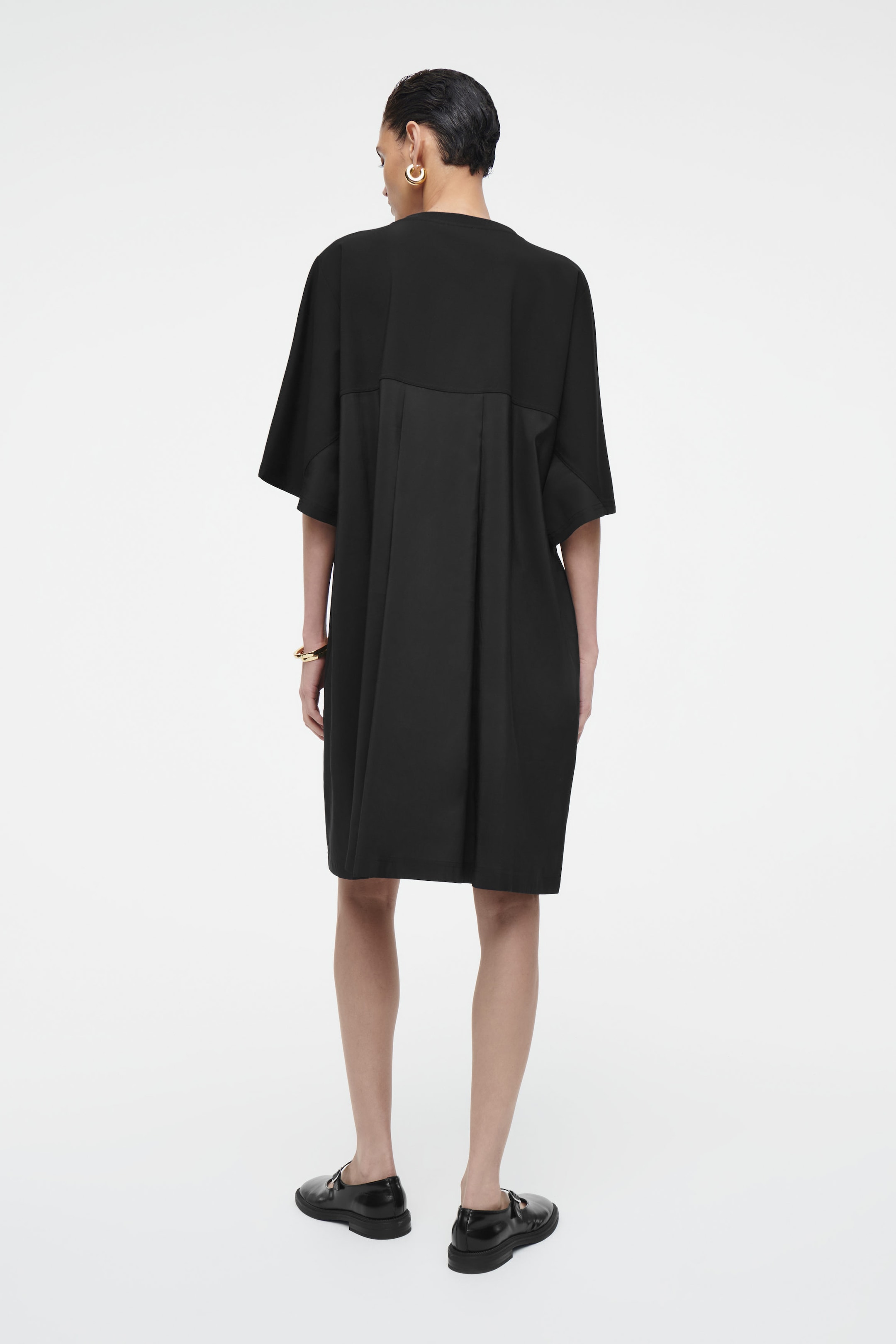 OVERSIZED PANELLED T-SHIRT DRESS - BLACK