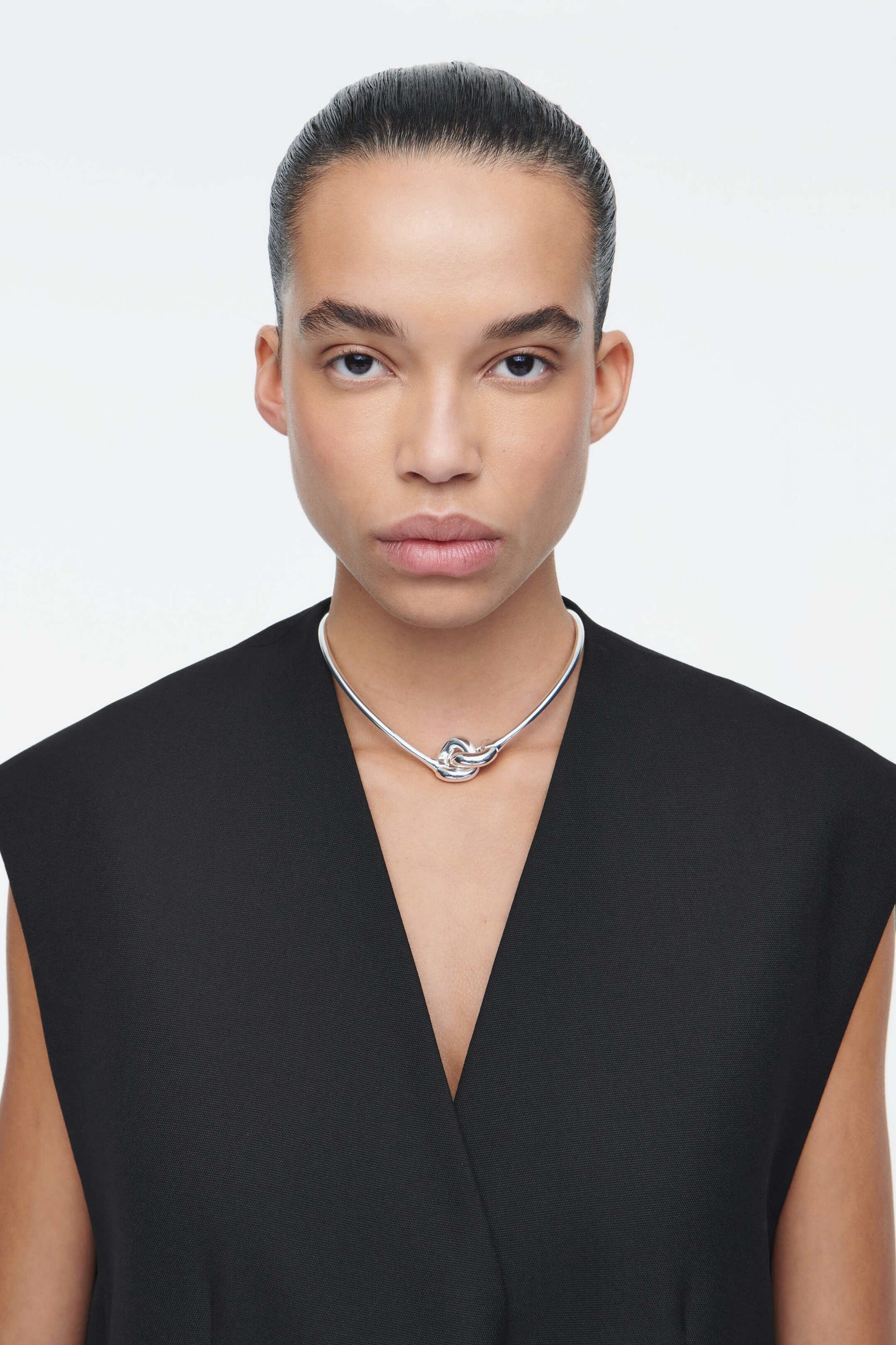 CHAIN-LINK CHOKER