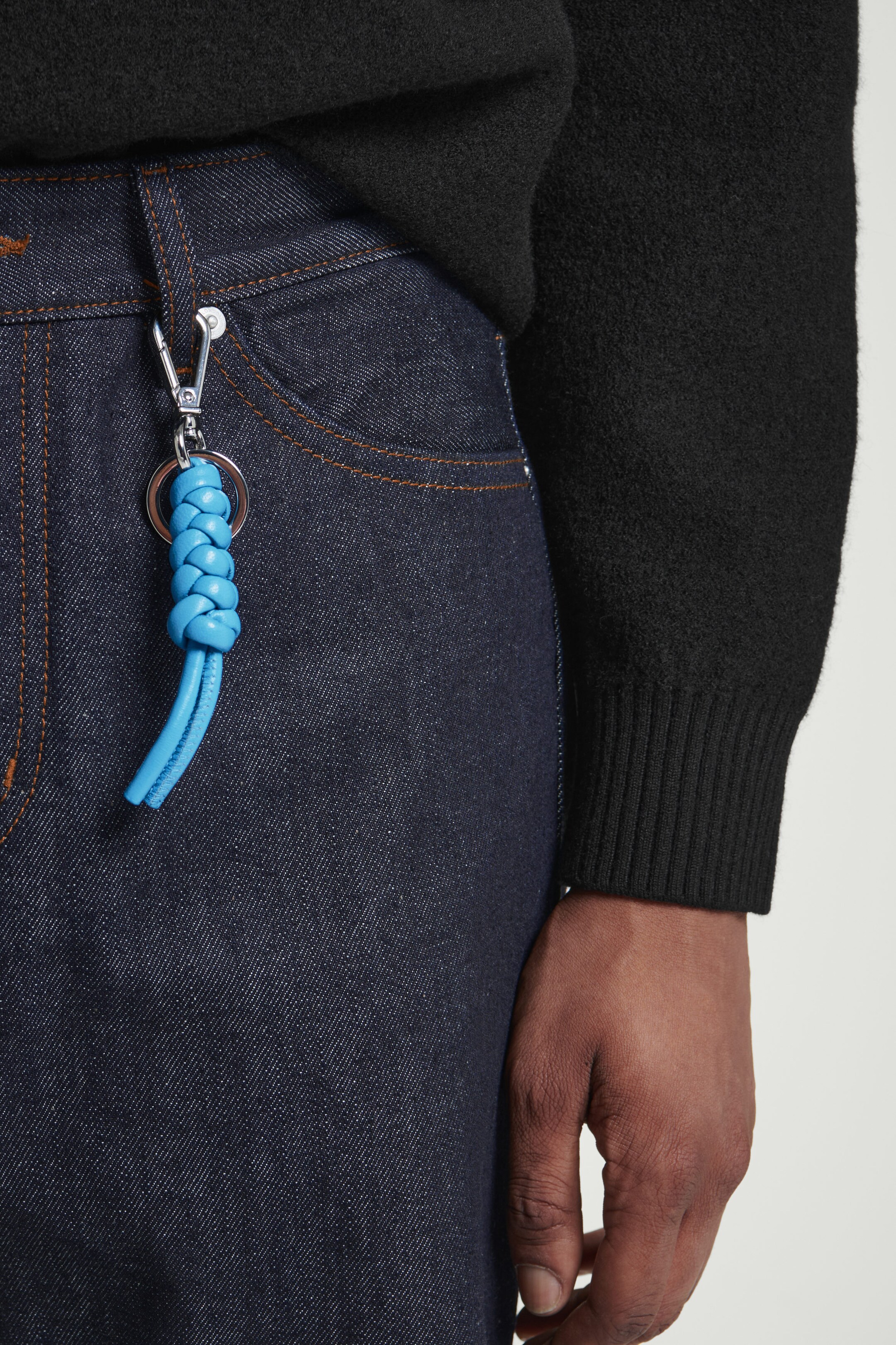 KNOTTED LEATHER KEYRING