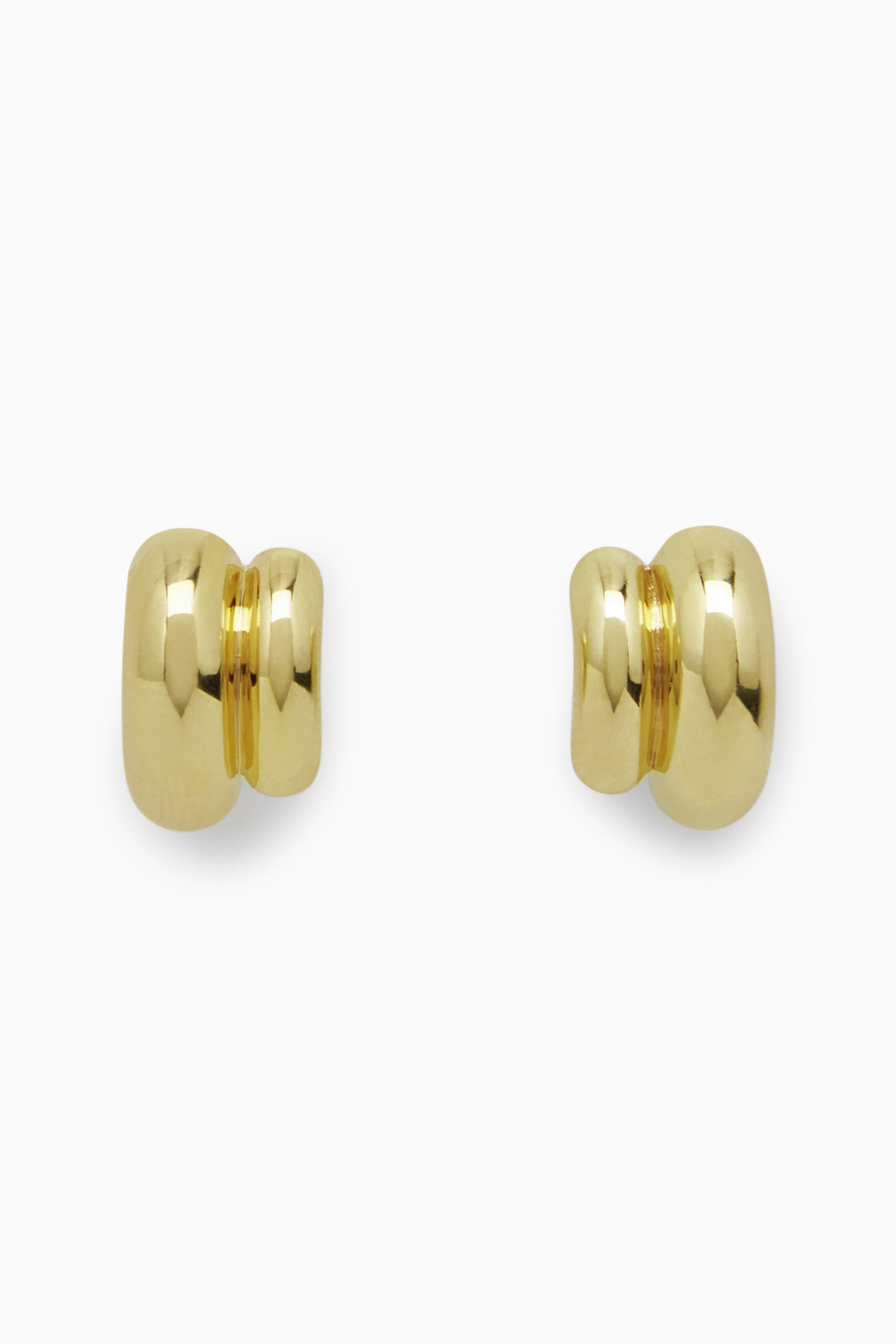 LAYERED STUD EARRINGS