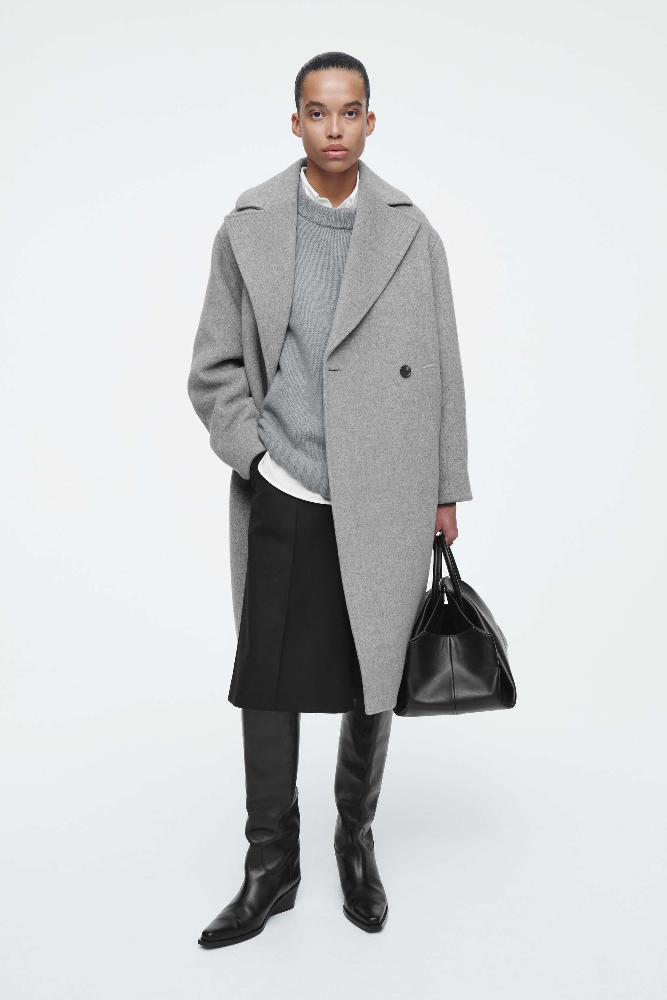 OVERSIZED DOUBLE-BREASTED WOOL COAT