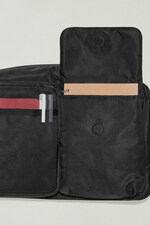 Placeholder for: Black storage bag