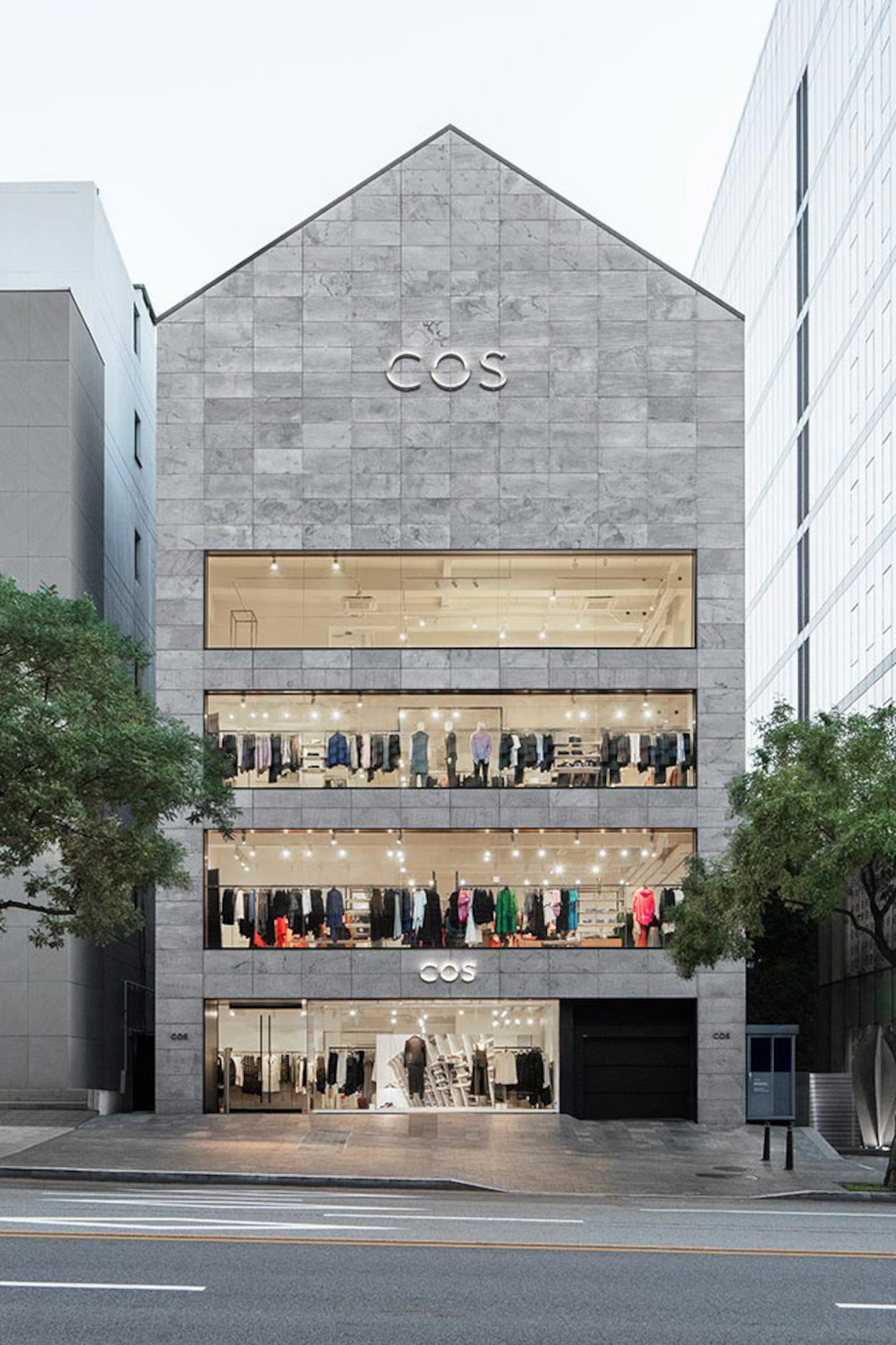 Cos store Cheongdam